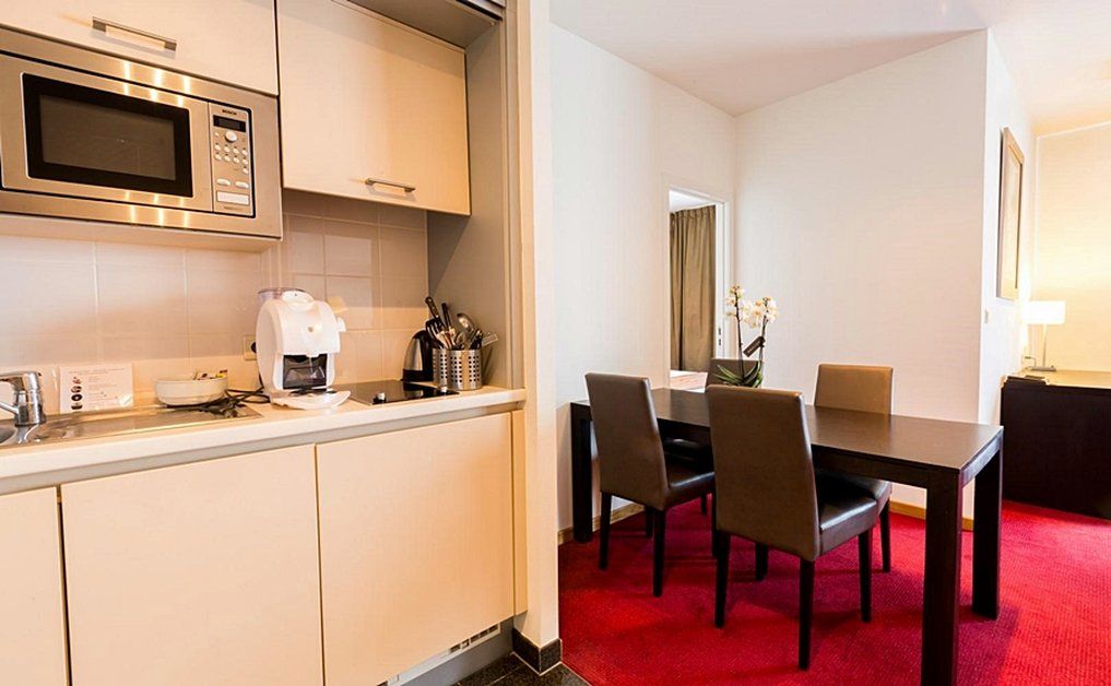 Diamant Suites Brussels Eu Etterbeek Экстерьер фото